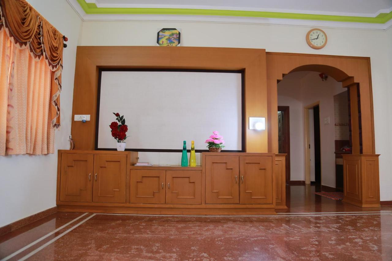 Coimbatore Home Stay & Serviced Apartment Экстерьер фото